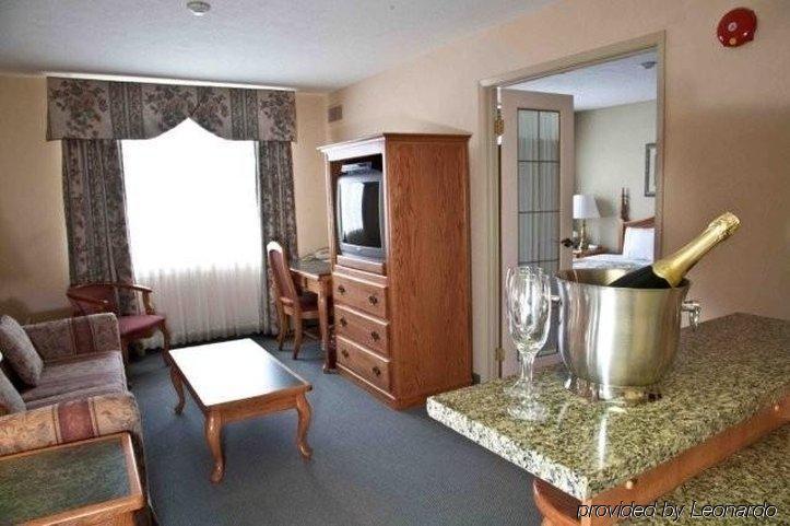 Stone Gate Inn Orillia Bilik gambar