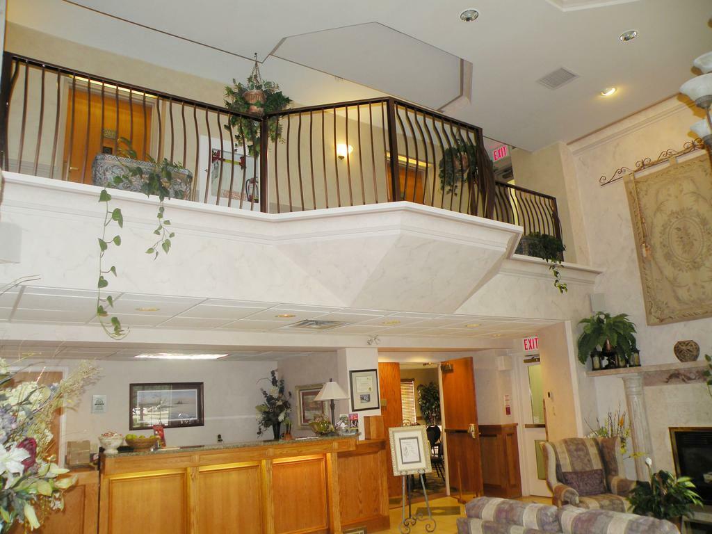 Stone Gate Inn Orillia Luaran gambar